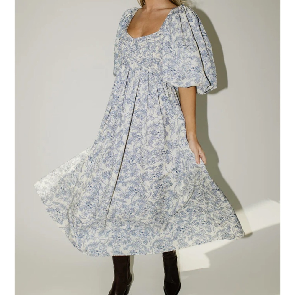 NWT Gala Midi Dress